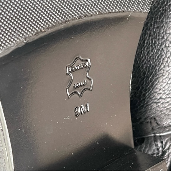 Tory Burch Marlene Riding Boots Tumbled Leather Black Size 9 NEW - Picture 13 of 14